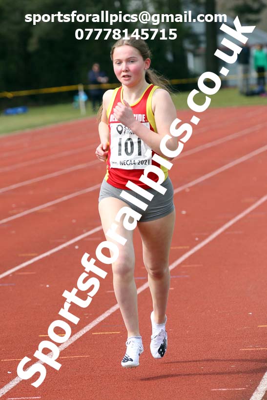 800 metres, 2021 NECAA Open Graded Meeting, Morpeth. Photo: David T. Hewitson/Sports for All Pics